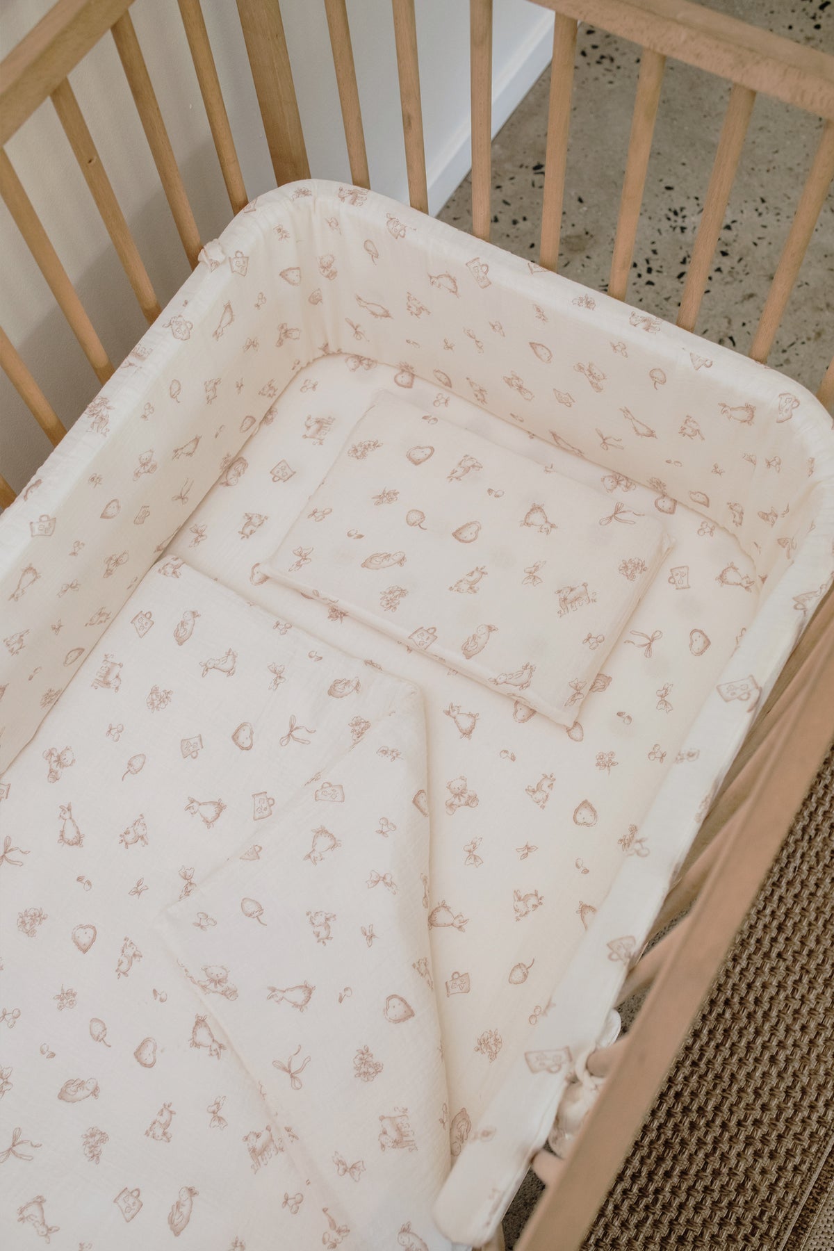 Candy Pie Muslin Cot Bumper Cover