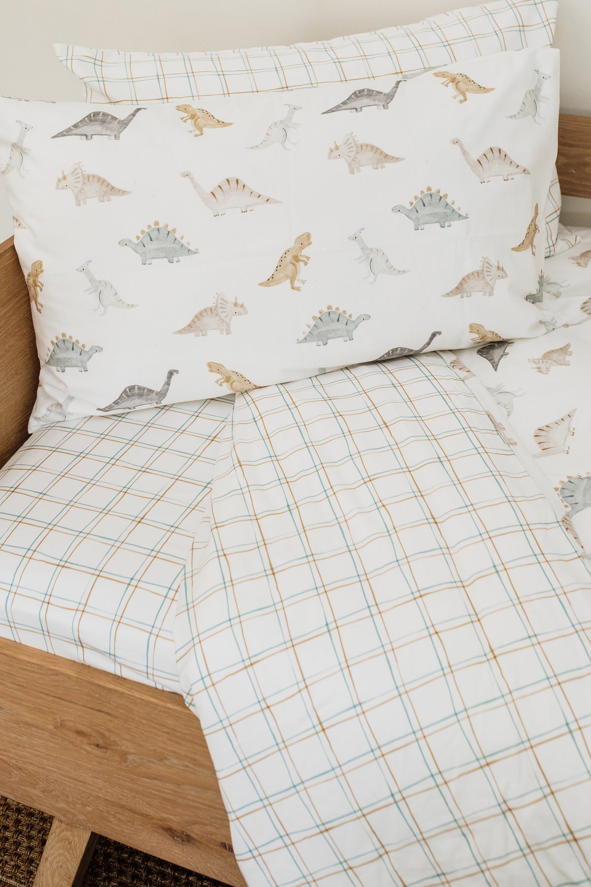 Squiggle Line 100% Cotton Fitted Sheet