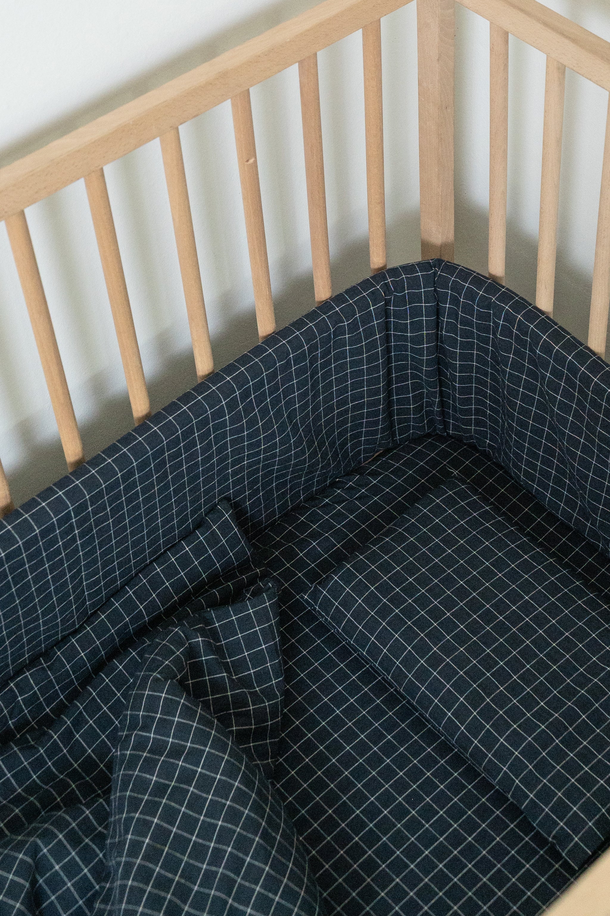 Navy Grid Washed Cotton Cot Bumper Cover