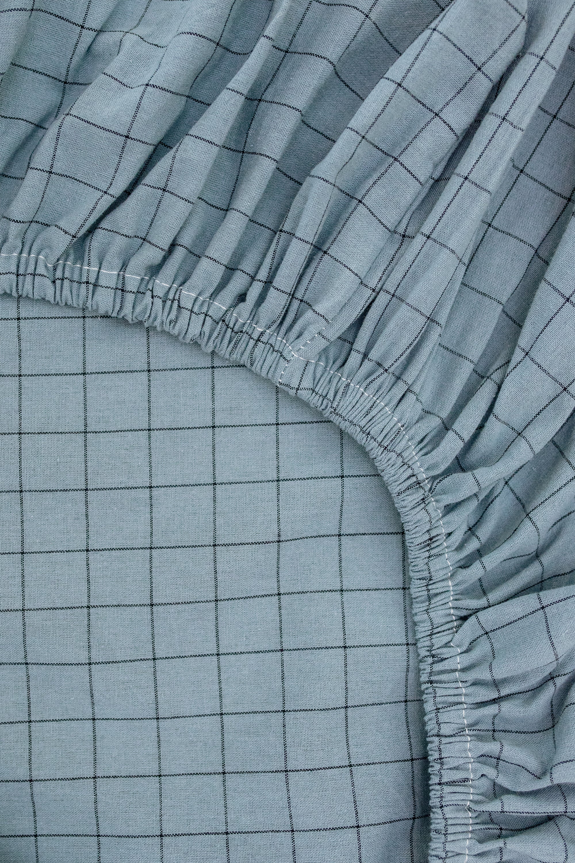 Ocean Grid Washed Cotton Cot Fitted Sheet