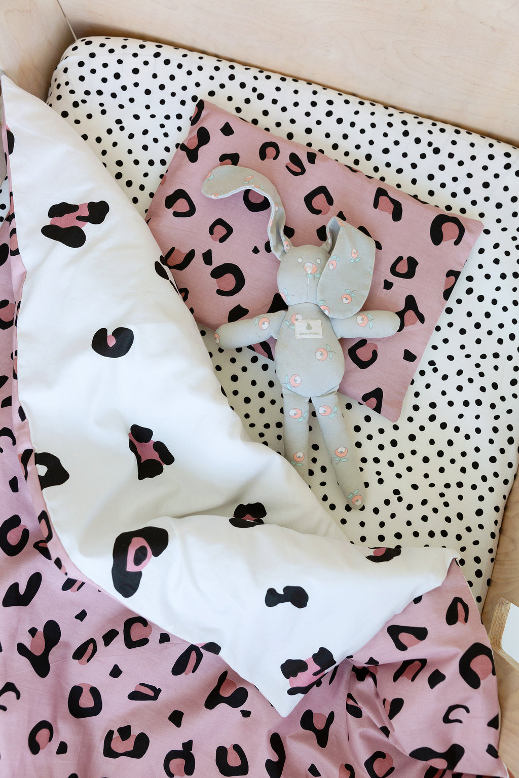 Spotted Cot Fitted Sheet