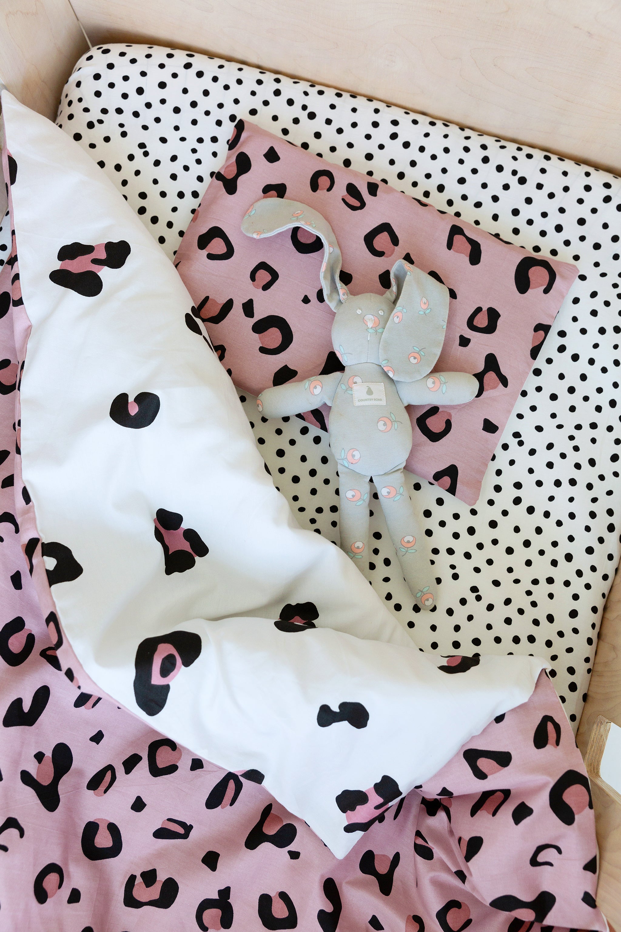 Spotted Cot Fitted Sheet